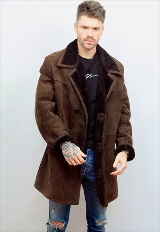 1970'S VINTAGE FAUX SHEEPSKIN/SHEARLING COAT IN BROWN