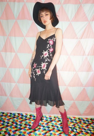 VINTAGE 90S BLACK FLORAL EMBROIDERED STRAPPY MIDI DRESS