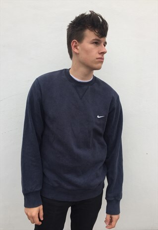 VINTAGE NIKE SWEATSHIRT