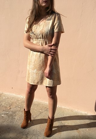 VINTAGE 90S HIGH WAISTED MINI SKATER DRESS IN BEIGE ECRU