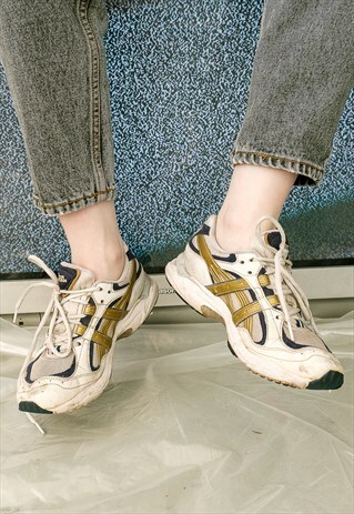 ASICS VINTAGE RUN SNEAKERS