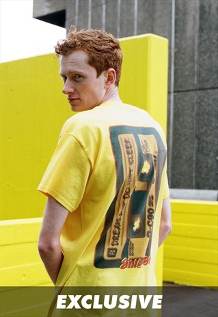 EXCLUSIVE YELLOW T-SHIRT WITH PRINTED 80S CASSETTE DESIGN