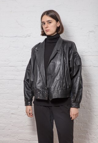 VINTAGE OVERSIZED BLACK LEATHER JACKET