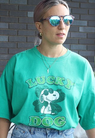 VINTAGE 1990S SNOOPY LUCKY DOG GREEN OVERSIZED T SHIRT