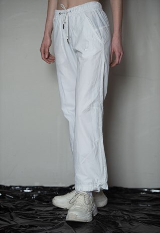 Y2K VINTAGE WHITE NIKE TRACK PANTS . UNISEX