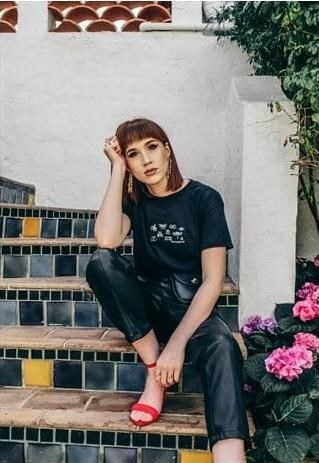 ORGANIC UNISEX T-SHIRT IN BLACK WITH BUG SLOGAN EMBROIDERY