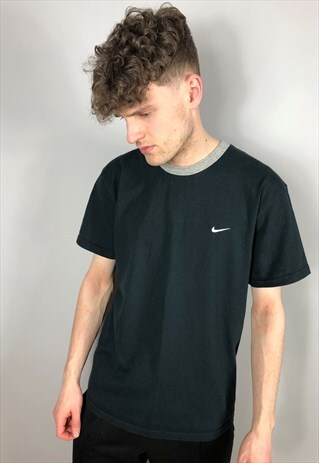 RETRO NIKE T SHIRT