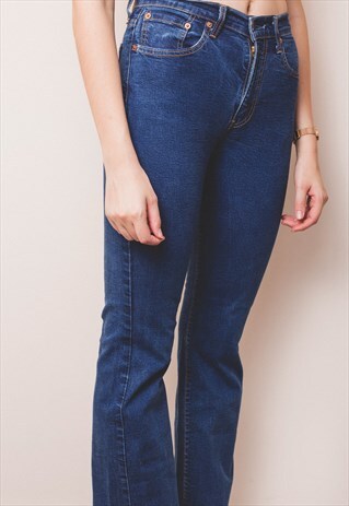 LEVIS DARK BLUE BOOTCUT JEANS