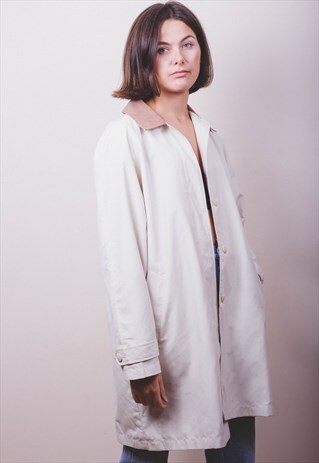 LONG CREAM MAC WITH BROWN COLLAR