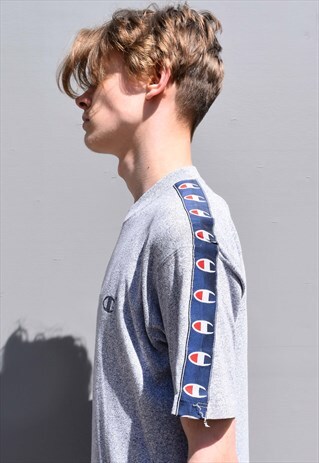 VINTAGE 90S CHAMPION T-SHIRT