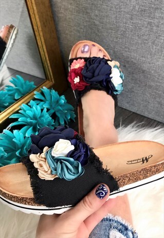 FLOWER SLIDE SANDALS