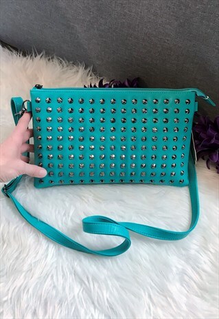 GREEN STUDDED CLUTCH / CROSSBODY BAG