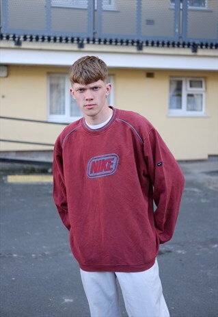90S VINTAGE NIKE JUMPER