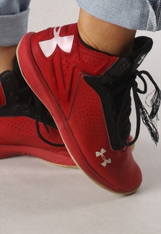 UNDER ARMOUR HI TOPS TRAINERS UK 6, US 7Y (BHBF)