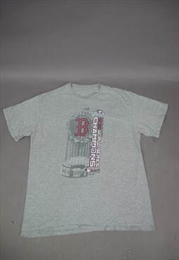 Vintage Majestic 2013 Boton Red Sox Graphic T-Shirt in Grey