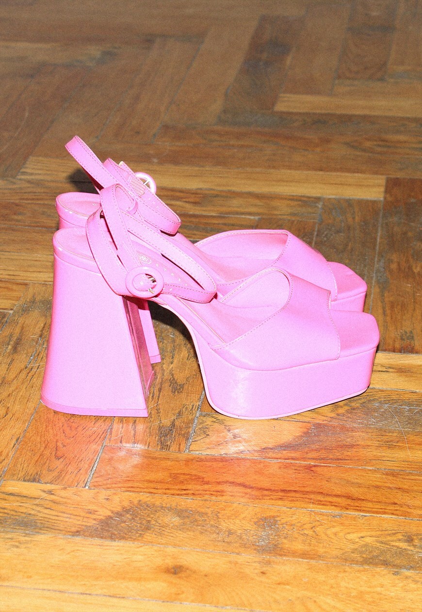 Huge platform sale heels