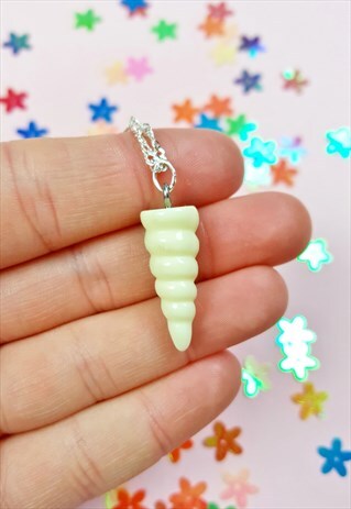 UNICORN HORN LEMON NECKLACE