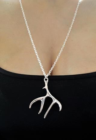 SILVER ANTLER NECKLACE