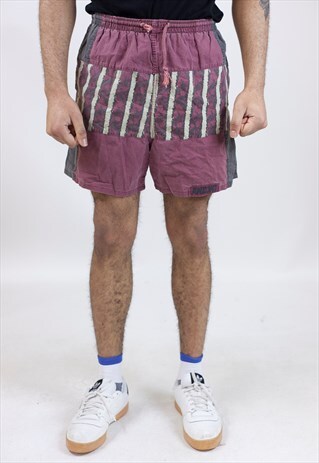 VINTAGE 90S PATTERNED RED SHORTS