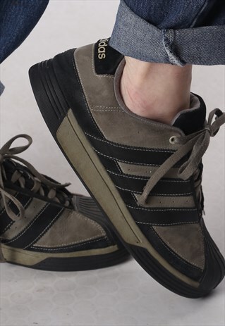 ADIDAS SHELL TOE SL2 TRAINERS SUEDE UK 11.5 (F1A)