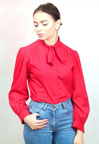 1980S VINTAGE RED TIE UP HIGH NECK BLOUSE