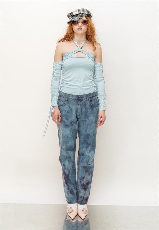 garment image