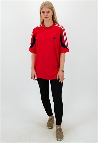 VINTAGE ADIDAS T-SHIRT