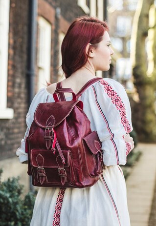BURGUNDY LEATHER BACKPACK