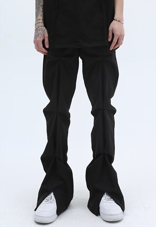 UNUSUAL PARACHUTE JOGGERS THIN CARGO CREASED PANTS IN BLACK