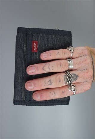 VINTAGE 1990S LEVIS DEMI STYLE WALLET
