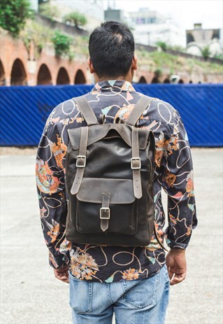 COCO HUNTER LEATHER MESSENGER BACKPACK