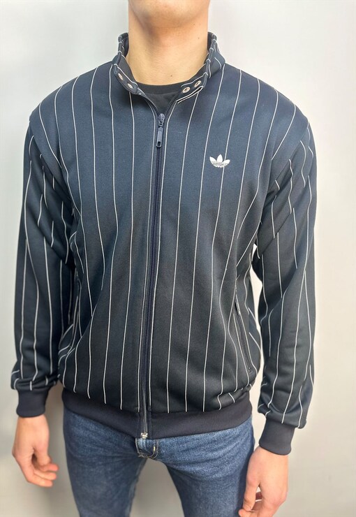 garment image