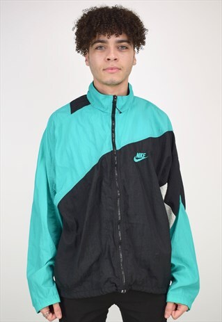 VINTAGE 90'S NIKE SHELL JACKET