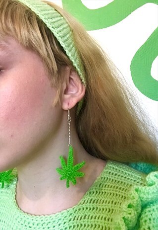 BUD NAKED WEED LEAF DROP EARRINGS