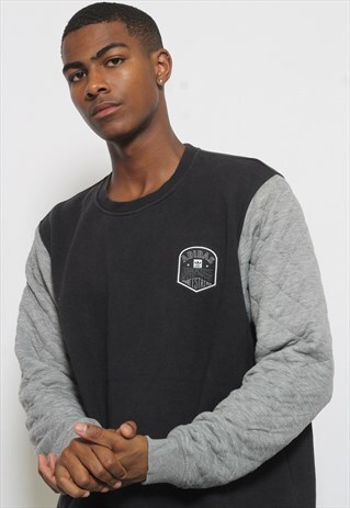 VINTAGE ADIDAS SWEATSHIRT