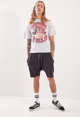 VINTAGE CHICAGO BULLS GRAPHIC T-SHIRT