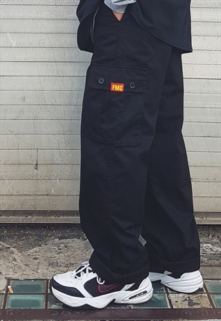 BAGGY CARGO TROUSERS BLACK