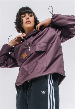 OVERSIZED WINDBREAKER HOODIE IN BURGUNDY