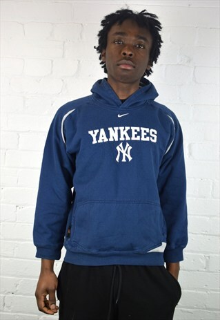 VINTAGE 90'S NIKE HOODIE