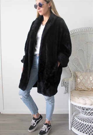 VINTAGE FAUX FUR COAT
