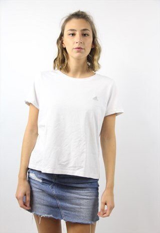VINTAGE ADIDAS T-SHIRT