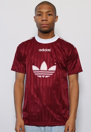 VINTAGE ADIDAS SPELL OUT BIG LOGO T-SHIRT RED