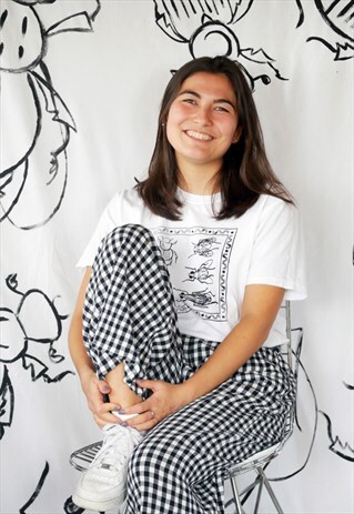 ORGANIC T-SHIRT IN WHITE WITH DUNG ECOLOGY PRINT