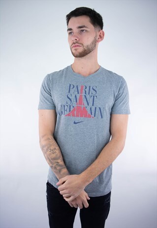 VINTAGE NIKE PARIS SAIT GERMAIN CENTER SWOOSH T-SHIRT