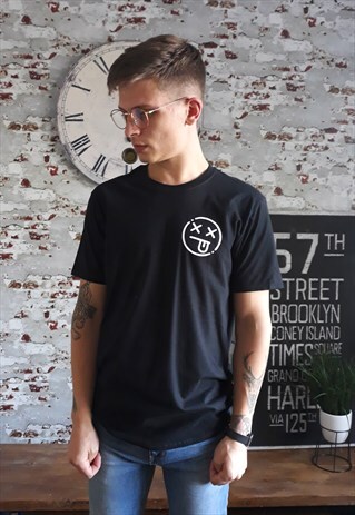 GRAPHIC 'FUNK OUT' BLACK SHORT-SLEEVED T-SHIRT