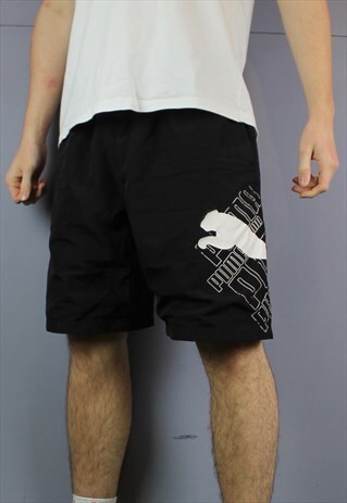 VINTAGE PUMA SHORTS IN BLACK WITH POCKETS, DRAWSTRINGS AND P