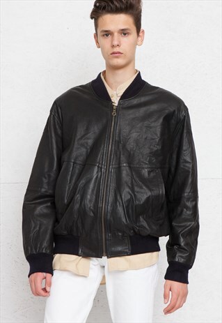 VINTAGE BLACK LEATHER JACKET
