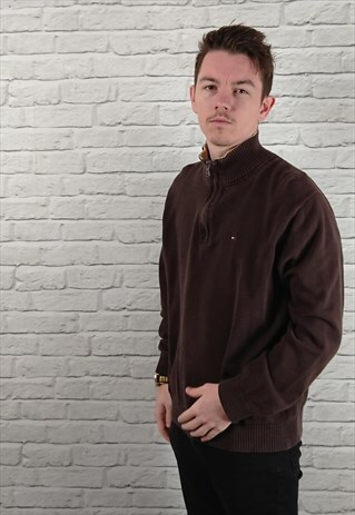 VINTAGE TOMMY HILFIGER QUARTER ZIP JUMPER