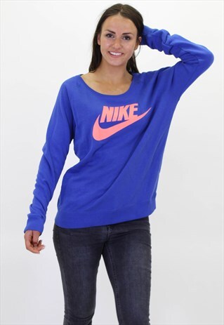 VINTAGE NIKE SCOOP NECK JUMPER