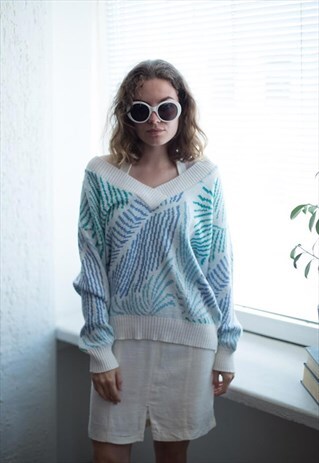 VINTAGE 90'S WHITE/GREEN PATTERNED JUMPER